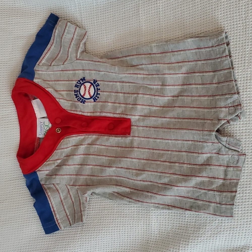 ⭐️ cute boys Simply Basic baseball pinstripe romper size 0-3 months